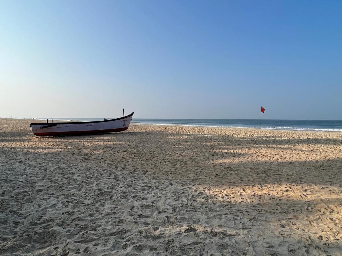 Happy Shack Beach And Wooden Huts Colvá Exterior foto