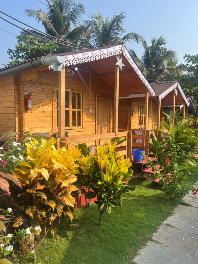 Happy Shack Beach And Wooden Huts Colvá Exterior foto