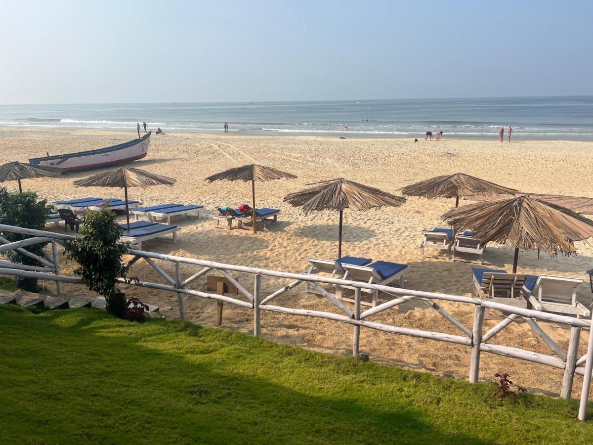 Happy Shack Beach And Wooden Huts Colvá Exterior foto