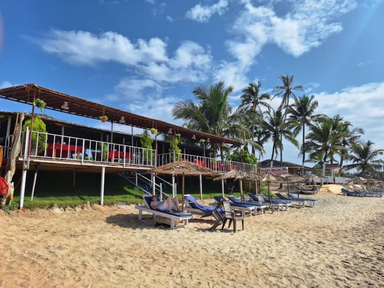 Happy Shack Beach And Wooden Huts Colvá Exterior foto