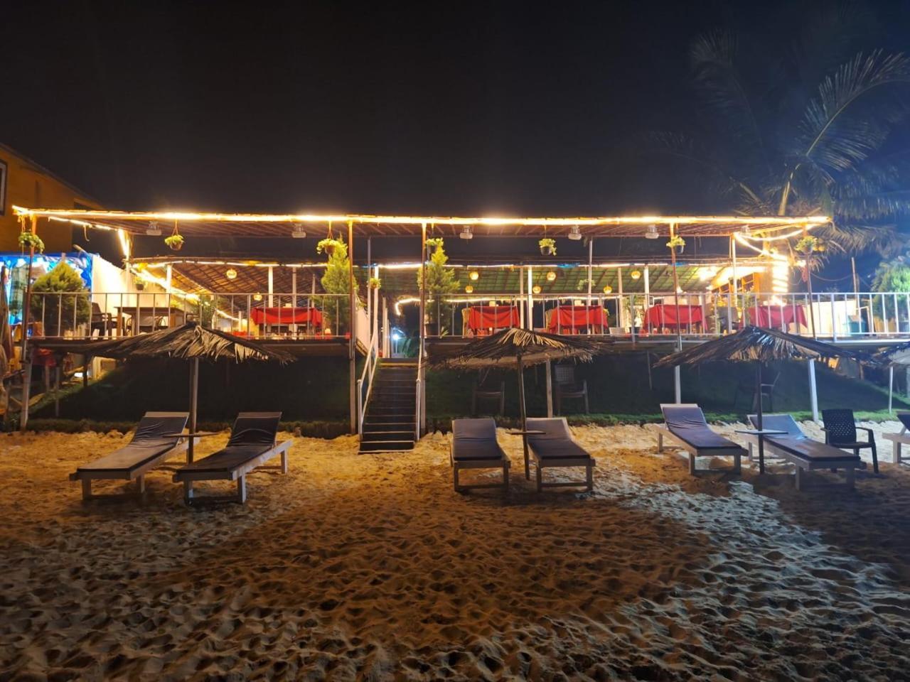 Happy Shack Beach And Wooden Huts Colvá Exterior foto